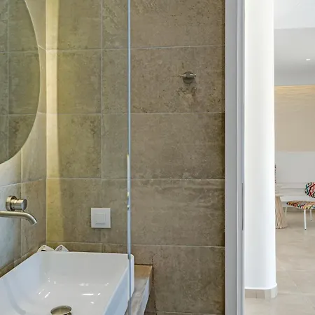 Orelia Luxury 2 Villa *